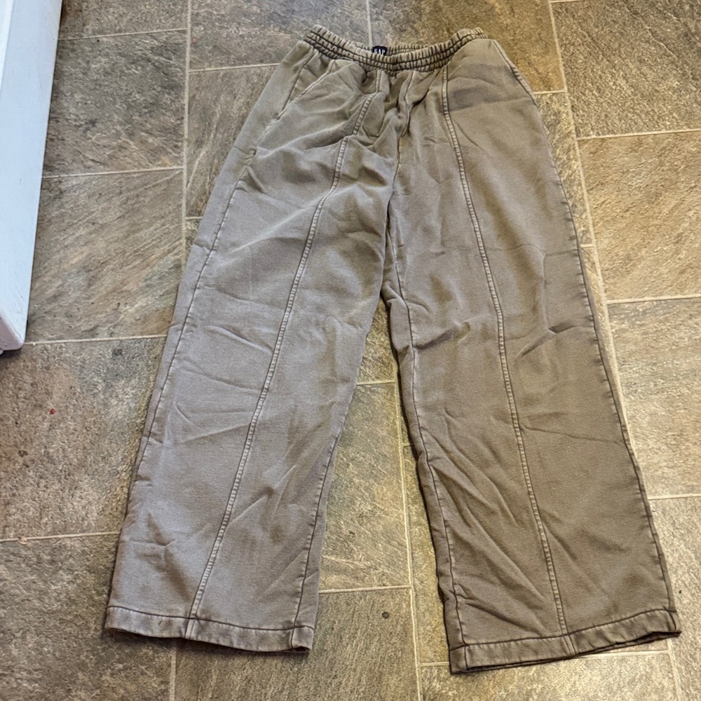 GAP Men's Taupe Joggers
